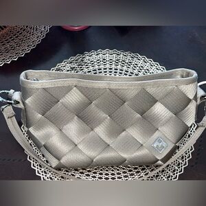 Chic Woven Shoulder Bag in Silver